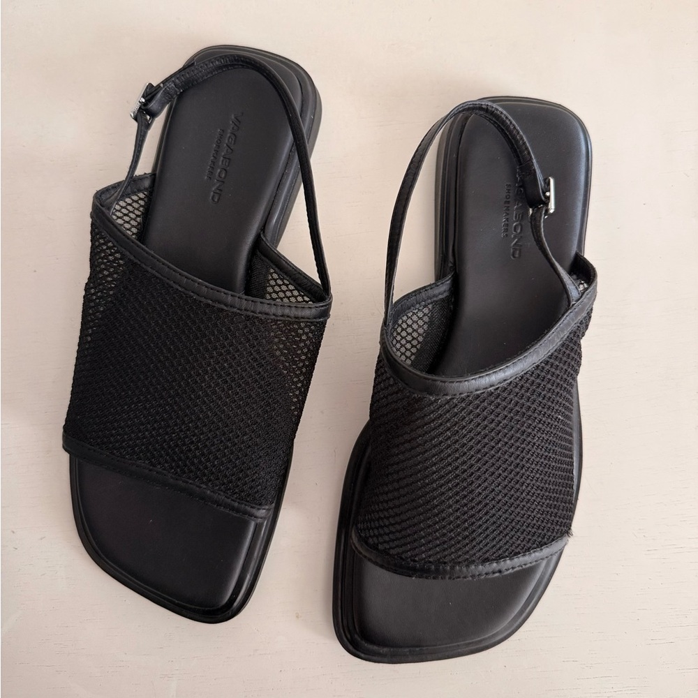 Vagabond Izzy Black Mesh Sandals